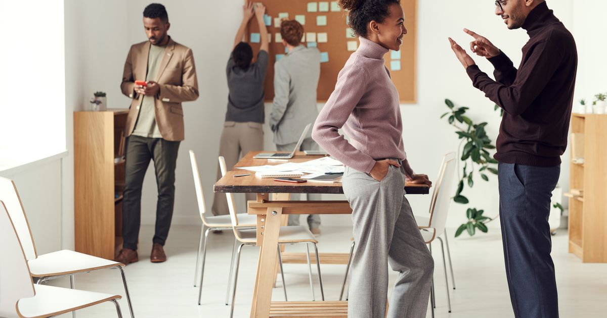 LinkedIn for Solopreneurs & Freelancers (2026)