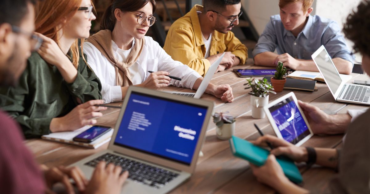 Comparando extractores gratis de leads de LinkedIn